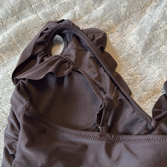 Old Navy ruffle tankini top - Picture 8 of 8